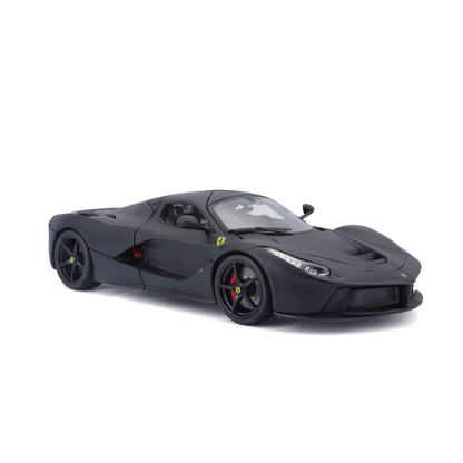 Bburago Ferrarin allekirjoitus Laferrari Black 1:18