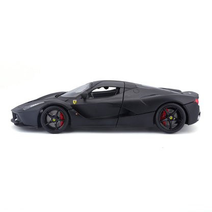 Bburago Ferrarin allekirjoitus Laferrari Black 1:18