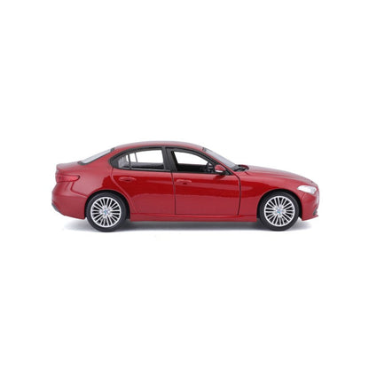 Bburago Alfa Romeo Giulia Red 2016 1:24