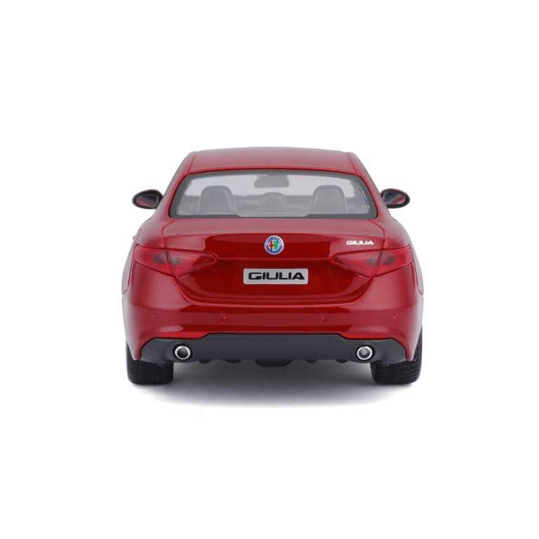 Bburago Alfa Romeo Giulia Red 2016 1:24