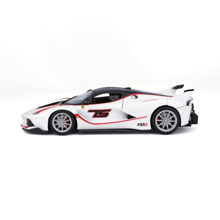 Bburago Ferrari Racing - Ferrari FXX K White 1:24