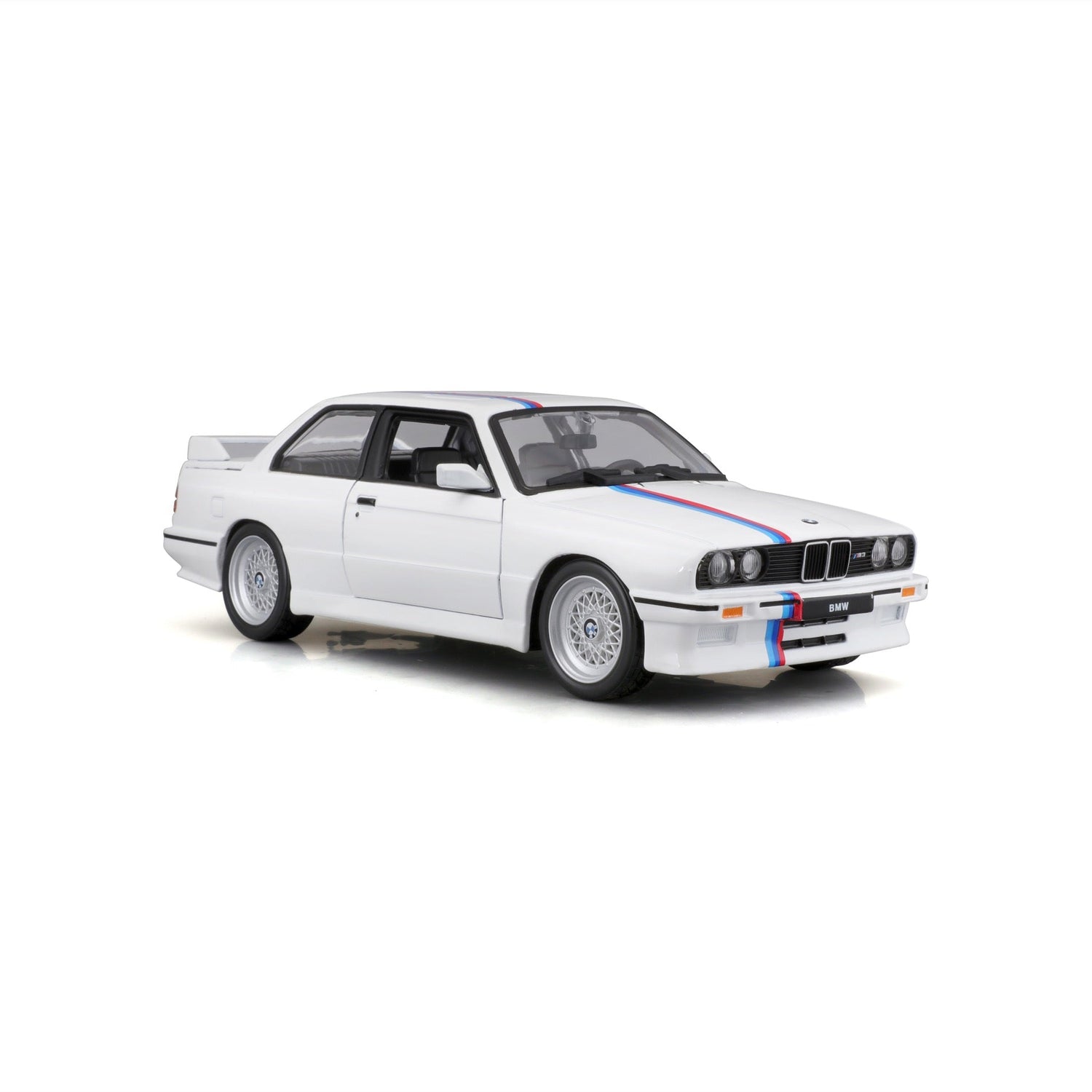 Bburago BMW M3 e30 (1988) White 1:24