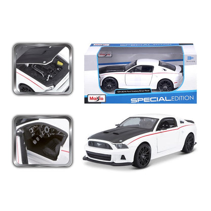 Bburago Maisto 2014 Ford Mustang Street Racer White 1:24