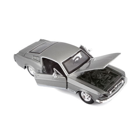 Bburago Maisto 1967 Ford Mustang GT Metallic Grey 1:24