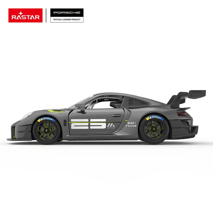 RASTAR-RC-Car-Porsche-911-GT2-RS-Clubsport-4_193d33e7-a44f-40e2-b206-e9e6f52c3ea0